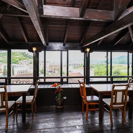 Hotel Elmar Berat